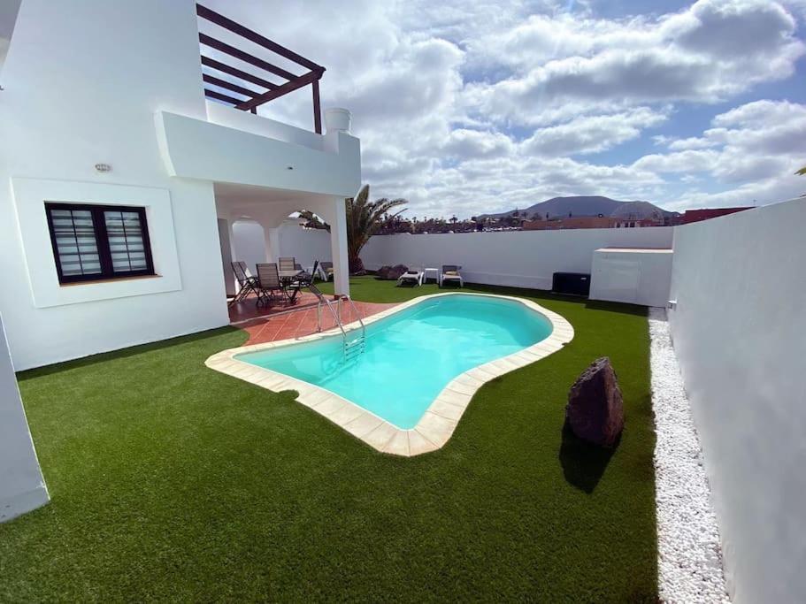 Villa Nina 'Luxury Villa In The Sun' Corralejo Exterior foto